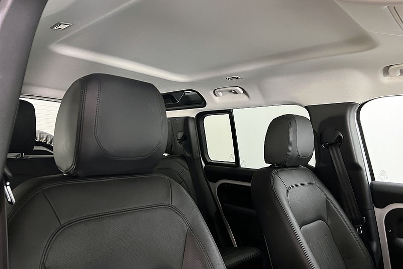 2022 (71) LAND ROVER DEFENDER 3.0 D250 S 110 5dr Auto 4987250