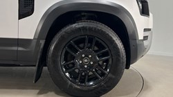 2022 (71) LAND ROVER DEFENDER 3.0 D250 S 110 5dr Auto 4987241