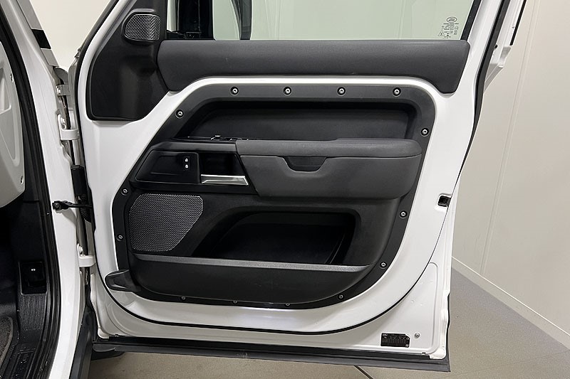 2022 (71) LAND ROVER DEFENDER 3.0 D250 S 110 5dr Auto 4987245