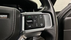 2024 (24) LAND ROVER DISCOVERY 3.0 D300 Metropolitan Edition 5dr Auto 5003846