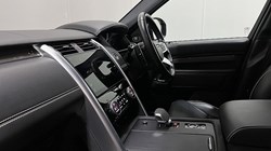 2024 (24) LAND ROVER DISCOVERY 3.0 D300 Metropolitan Edition 5dr Auto 5003864