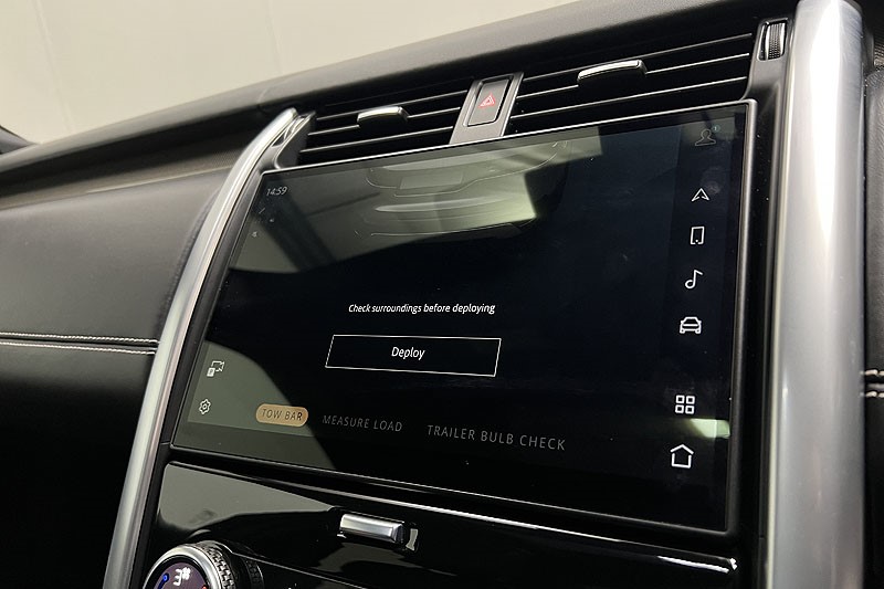 2024 (24) LAND ROVER DISCOVERY 3.0 D300 Metropolitan Edition 5dr Auto 5003862