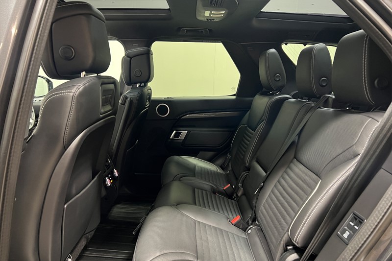 2024 (24) LAND ROVER DISCOVERY 3.0 D300 Metropolitan Edition 5dr Auto 5003827