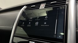 2024 (24) LAND ROVER DISCOVERY 3.0 D300 Metropolitan Edition 5dr Auto 5003859