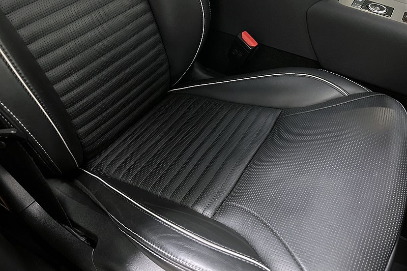 2024 (24) LAND ROVER DISCOVERY 3.0 D300 Metropolitan Edition 5dr Auto 5003842