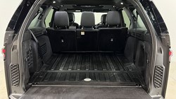 2024 (24) LAND ROVER DISCOVERY 3.0 D300 Metropolitan Edition 5dr Auto 5003871