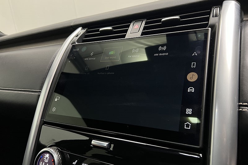 2024 (24) LAND ROVER DISCOVERY 3.0 D300 Metropolitan Edition 5dr Auto 5003857