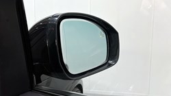 2024 (24) LAND ROVER DISCOVERY 3.0 D300 Metropolitan Edition 5dr Auto 5003840