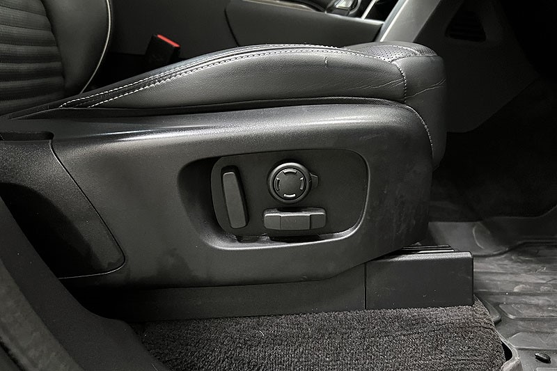 2024 (24) LAND ROVER DISCOVERY 3.0 D300 Metropolitan Edition 5dr Auto 5003841