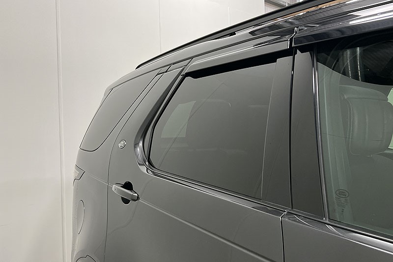 2024 (24) LAND ROVER DISCOVERY 3.0 D300 Metropolitan Edition 5dr Auto 5003878