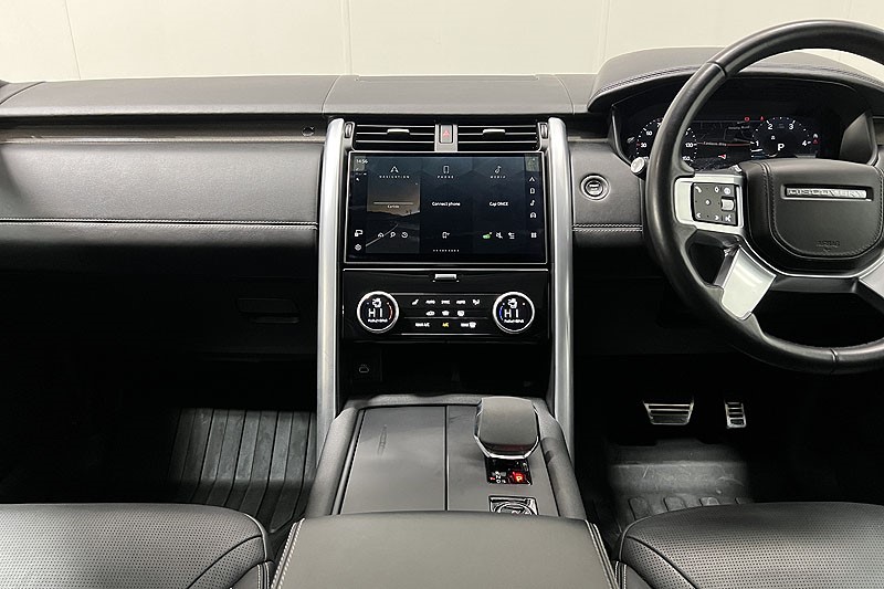 2024 (24) LAND ROVER DISCOVERY 3.0 D300 Metropolitan Edition 5dr Auto 5003833