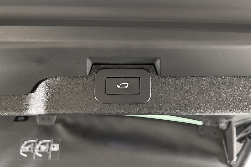 2024 (24) LAND ROVER DISCOVERY 3.0 D300 Metropolitan Edition 5dr Auto 5003873