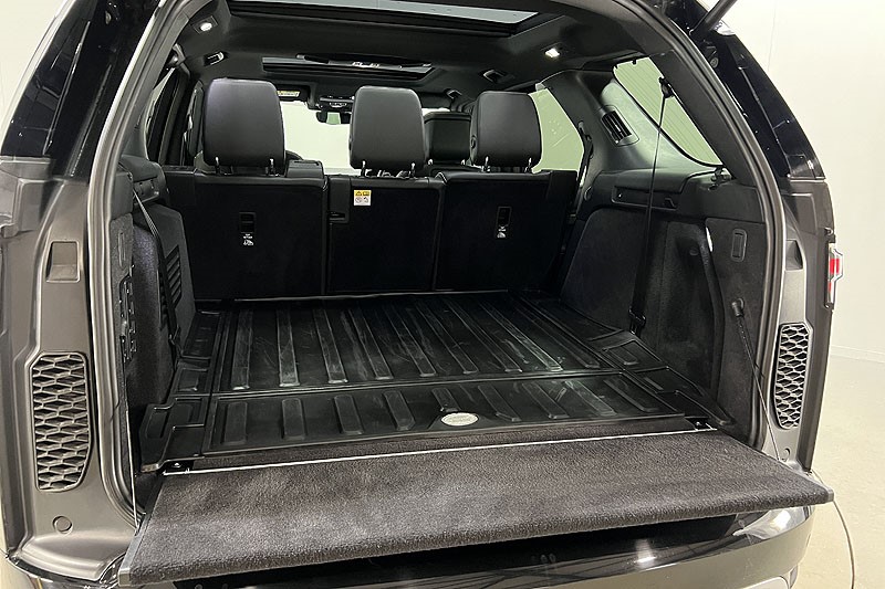 2024 (24) LAND ROVER DISCOVERY 3.0 D300 Metropolitan Edition 5dr Auto 5003872