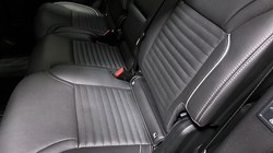 2024 (24) LAND ROVER DISCOVERY 3.0 D300 Metropolitan Edition 5dr Auto 5003868