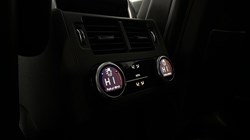 2024 (24) LAND ROVER DISCOVERY 3.0 D300 Metropolitan Edition 5dr Auto 5003869