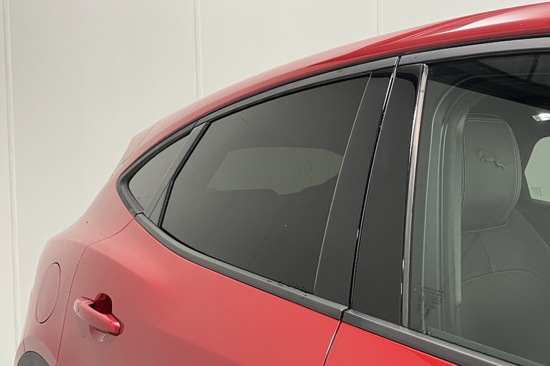 2023 (23) JAGUAR E-PACE 2.0 D200 R-Dynamic HSE 5dr Auto 4983528