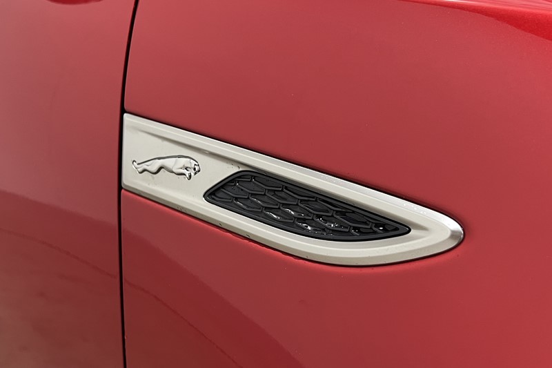 2023 (23) JAGUAR E-PACE 2.0 D200 R-Dynamic HSE 5dr Auto 4983530