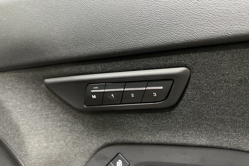 2023 (23) JAGUAR E-PACE 2.0 D200 R-Dynamic HSE 5dr Auto 4983502