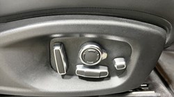 2023 (23) JAGUAR E-PACE 2.0 D200 R-Dynamic HSE 5dr Auto 4983504