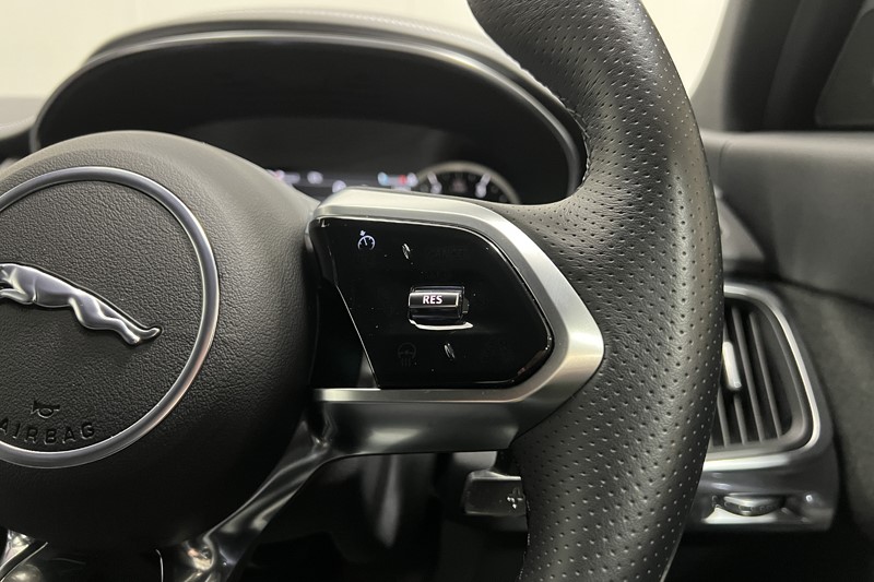 2023 (23) JAGUAR E-PACE 2.0 D200 R-Dynamic HSE 5dr Auto 4983509