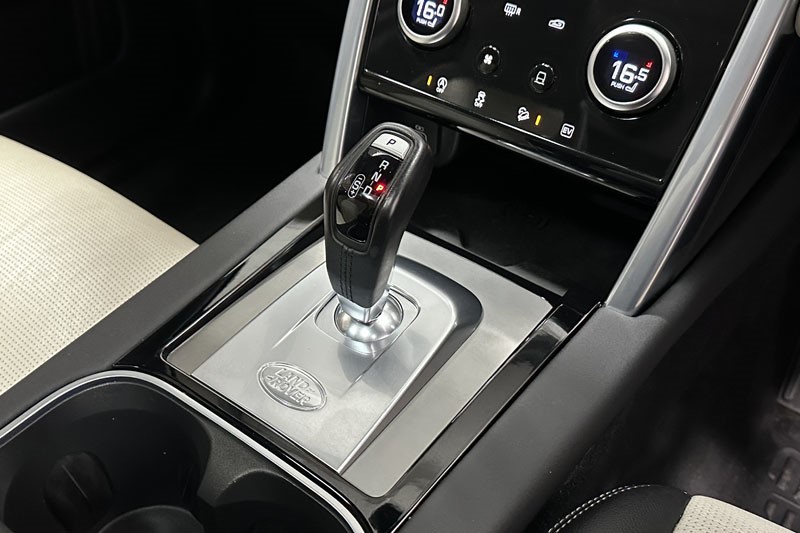 2023 (23) LAND ROVER DISCOVERY SPORT 1.5 P300e R-Dynamic SE 5dr Auto [5 Seat] 5031924