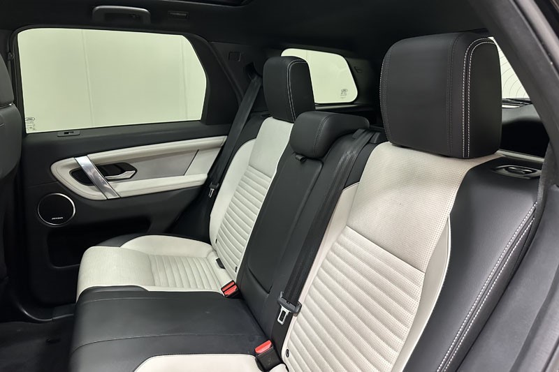 2023 (23) LAND ROVER DISCOVERY SPORT 1.5 P300e R-Dynamic SE 5dr Auto [5 Seat] 5031936