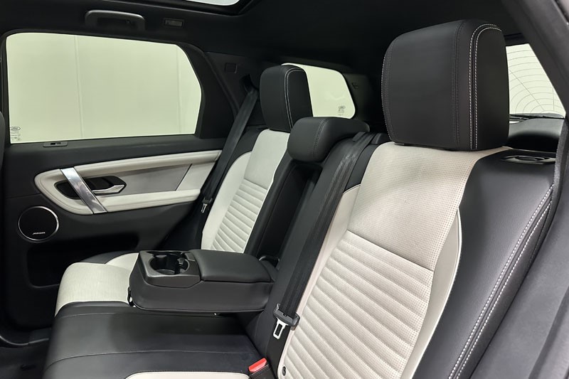 2023 (23) LAND ROVER DISCOVERY SPORT 1.5 P300e R-Dynamic SE 5dr Auto [5 Seat] 5031938