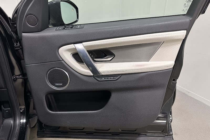 2023 (23) LAND ROVER DISCOVERY SPORT 1.5 P300e R-Dynamic SE 5dr Auto [5 Seat] 5031913