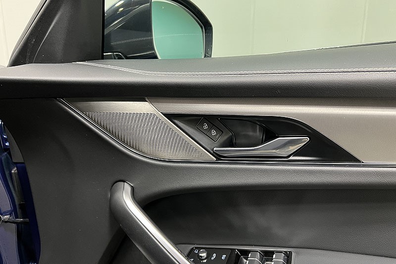 2021 (21) JAGUAR F-PACE 2.0 D200 R-Dynamic S 5dr Auto AWD 5036376