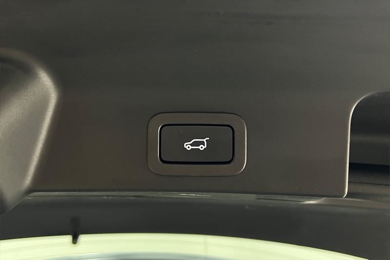 2021 (21) JAGUAR F-PACE 2.0 D200 R-Dynamic S 5dr Auto AWD 5036405