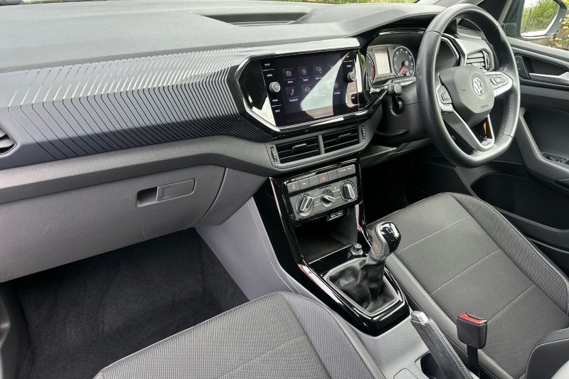 2020 (20) VOLKSWAGEN T-CROSS 1.0 TSI 115 SE 5dr 5362035