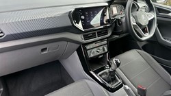 2020 (20) VOLKSWAGEN T-CROSS 1.0 TSI 115 SE 5dr 5362035