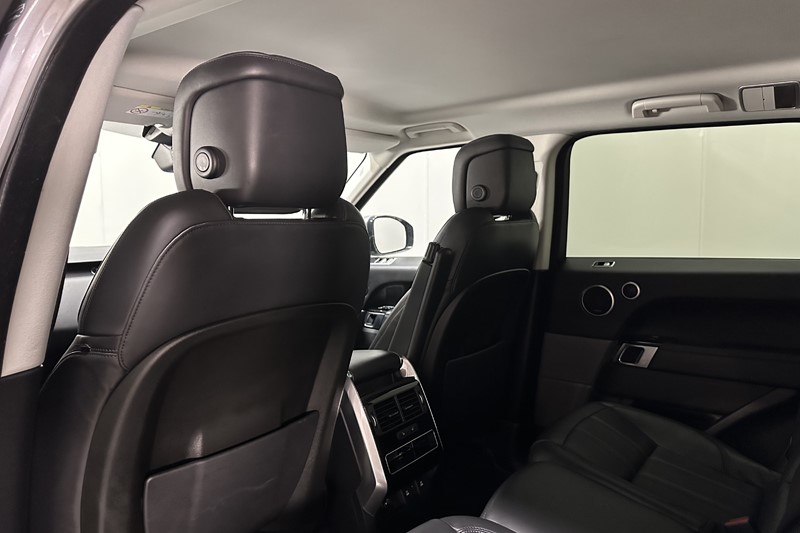 2020 (70) LAND ROVER RANGE ROVER SPORT 3.0 D300 HSE Dynamic 5dr Auto 4986870