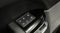 2020 (70) LAND ROVER RANGE ROVER SPORT 3.0 D300 HSE Dynamic 5dr Auto 4986869