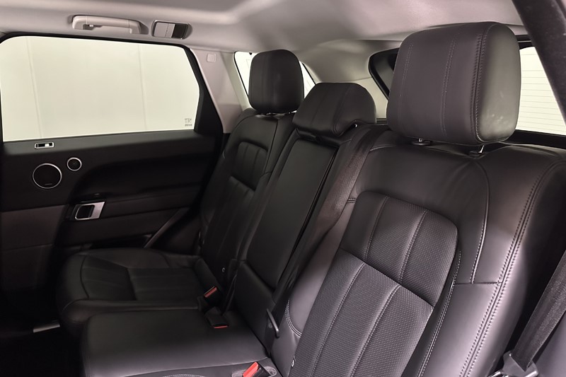 2020 (70) LAND ROVER RANGE ROVER SPORT 3.0 D300 HSE Dynamic 5dr Auto 4986871