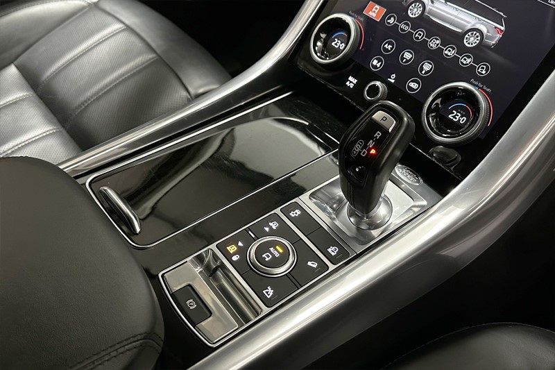 2020 (70) LAND ROVER RANGE ROVER SPORT 3.0 D300 HSE Dynamic 5dr Auto 4986856