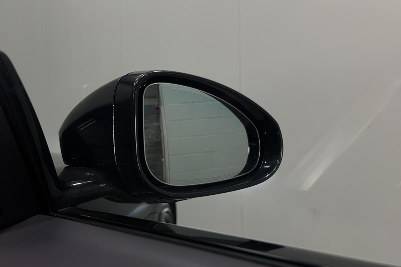 2022 (72) JAGUAR F-TYPE 5.0 P450 S/C V8 R-Dynamic Black 2dr Auto AWD 4990817