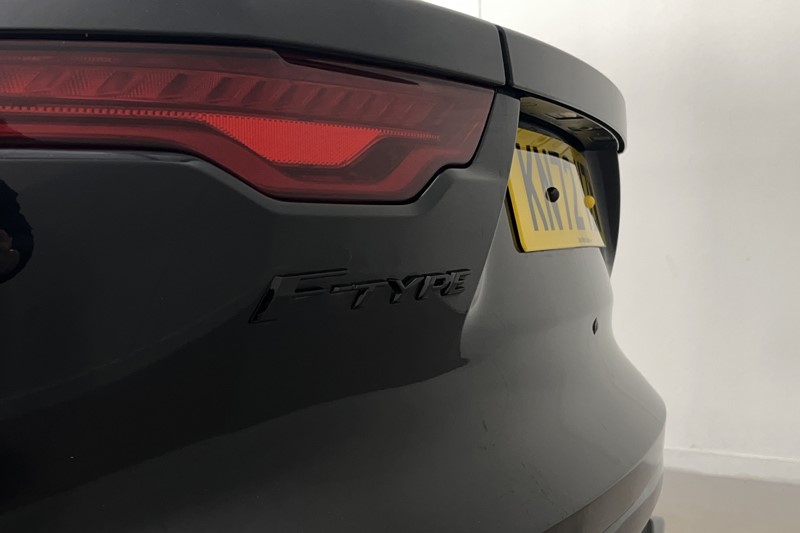 2022 (72) JAGUAR F-TYPE 5.0 P450 S/C V8 R-Dynamic Black 2dr Auto AWD 4990847