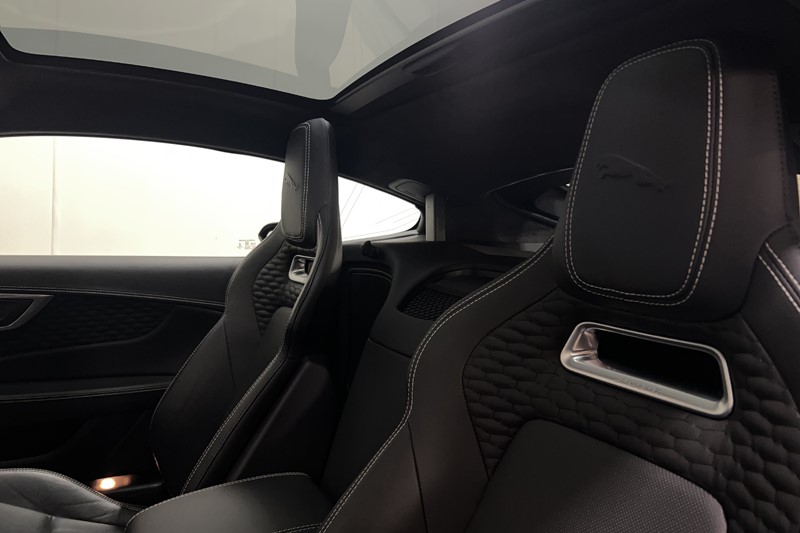 2022 (72) JAGUAR F-TYPE 5.0 P450 S/C V8 R-Dynamic Black 2dr Auto AWD 4990842