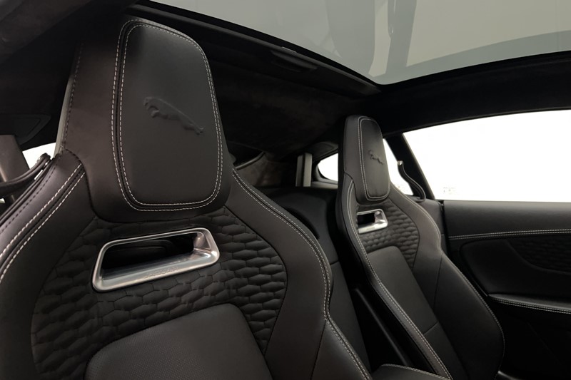 2022 (72) JAGUAR F-TYPE 5.0 P450 S/C V8 R-Dynamic Black 2dr Auto AWD 4990819