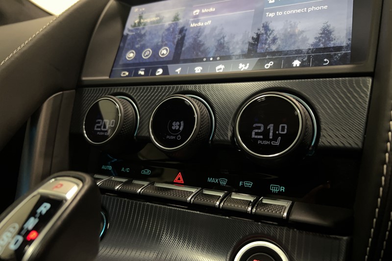 2022 (72) JAGUAR F-TYPE 5.0 P450 S/C V8 R-Dynamic Black 2dr Auto AWD 4990828