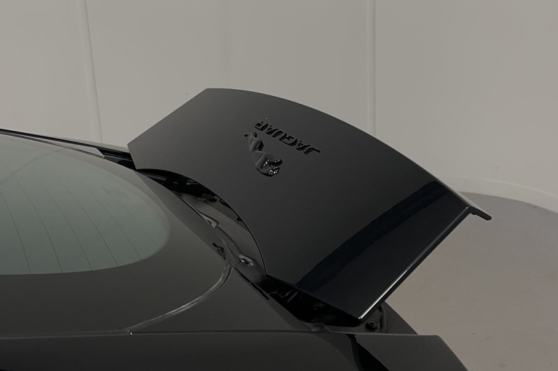 2022 (72) JAGUAR F-TYPE 5.0 P450 S/C V8 R-Dynamic Black 2dr Auto AWD 4990849