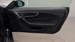 2022 (72) JAGUAR F-TYPE 5.0 P450 S/C V8 R-Dynamic Black 2dr Auto AWD 4990813