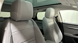 2021 (70) LAND ROVER RANGE ROVER EVOQUE 2.0 D165 SE 5dr Auto 4997899