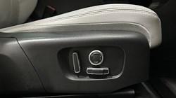 2021 (70) LAND ROVER RANGE ROVER EVOQUE 2.0 D165 SE 5dr Auto 4997897