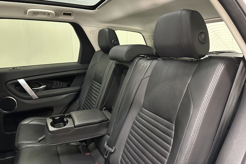 2023 (73) LAND ROVER DISCOVERY SPORT 2.0 D200 S 5dr Auto [7 Seat] 5009079