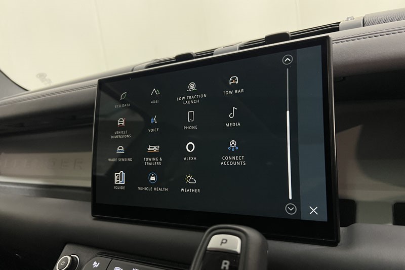 2023 (72) LAND ROVER DEFENDER 3.0 D250 HSE 110 5dr Auto 5003250