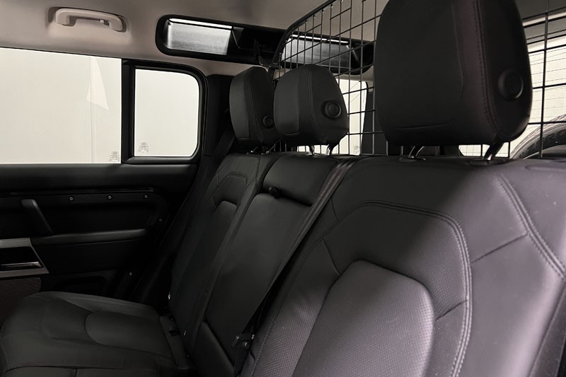 2023 (72) LAND ROVER DEFENDER 3.0 D250 HSE 110 5dr Auto 5003257