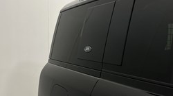 2023 (72) LAND ROVER DEFENDER 3.0 D250 HSE 110 5dr Auto 5003266