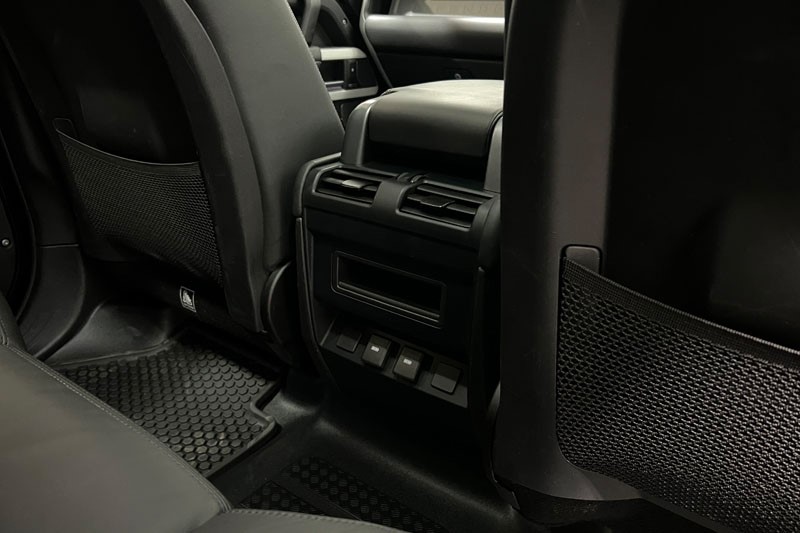 2023 (72) LAND ROVER DEFENDER 3.0 D250 HSE 110 5dr Auto 5003228